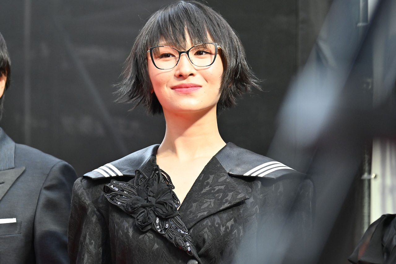 SUZUKA（新しい学校のリーダーズ） - 華々しく開幕「東京国際映画祭