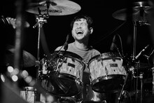 柏倉隆史（Dr）https://natalie.mu/music/gallery/news/645811/2720925