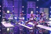 「メタルなかよし」のパフォーマンスの様子。