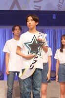 「第4回『スター☆オーディション』」男性グランプリに選ばれた山中島世夏。