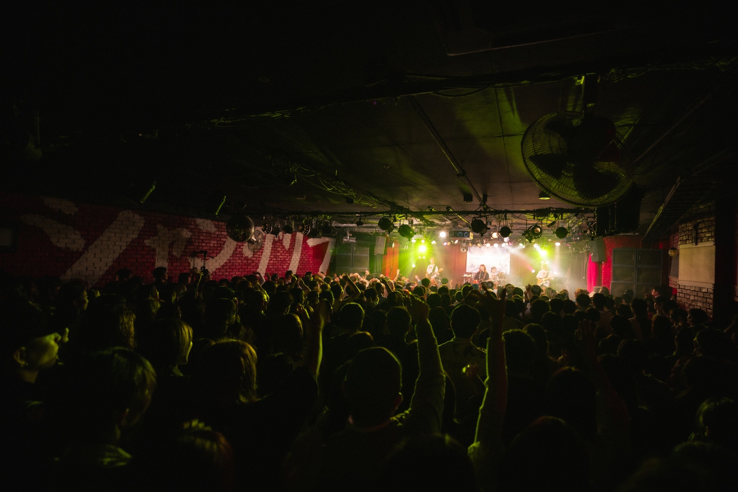 坂口有望「歌十年tour -うたってんねん-」の様子。（撮影：石川雄斗）