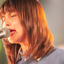 坂口有望が下北沢でツアーファイナル、10年分の感謝と新たな誓い「変わらず、信じた音楽をやり続ける」