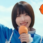 あの「カーセンサー」新CMで菜々緒&ロバート秋山と共演、欲しい中古車を見つけて歌って踊る