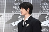 司会の言葉に耳を傾けるBEOMGYU(ボムギュ)。