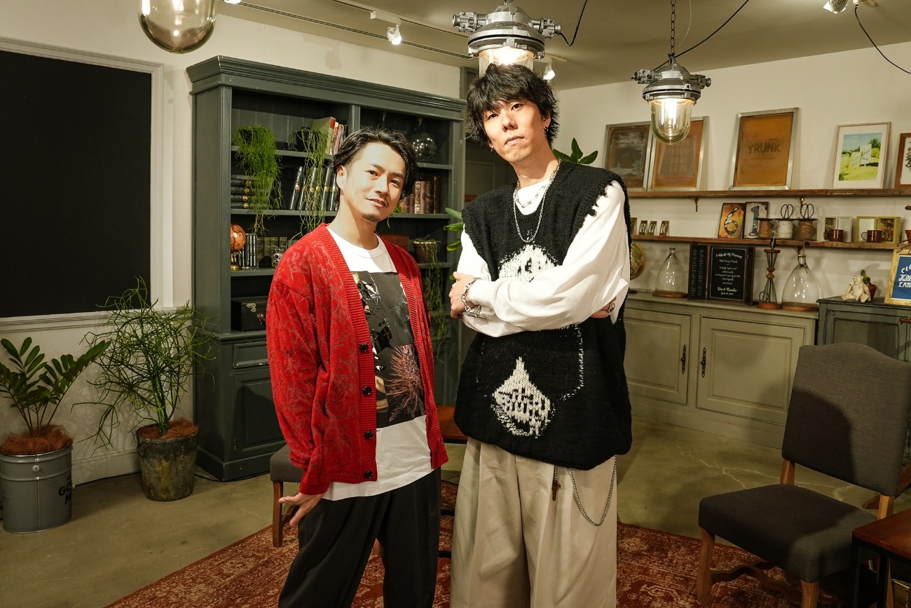 左から武田祐介、野田洋次郎。