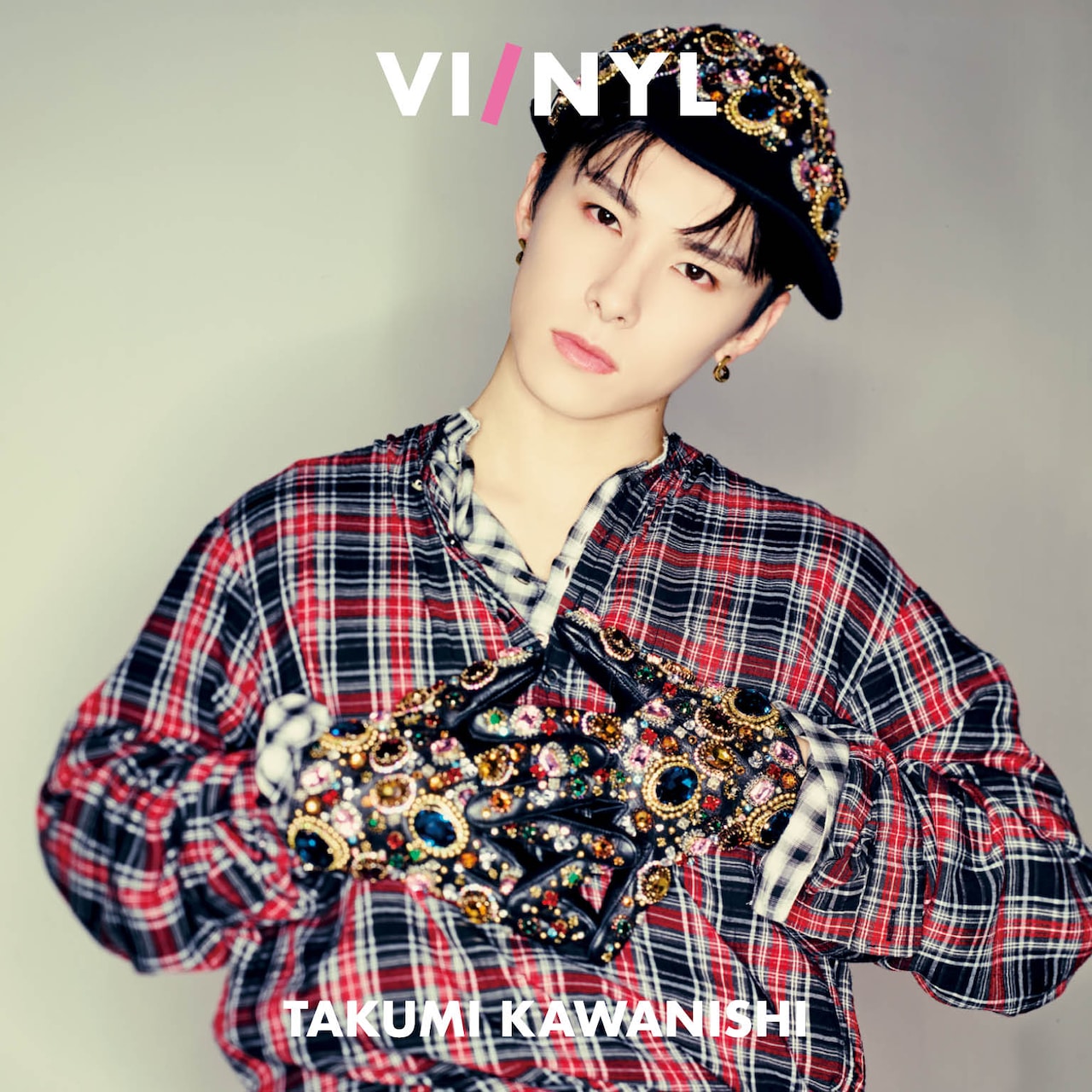 JO1川西拓実「VI/NYL」表紙に登場、巻頭30ページでクローズ