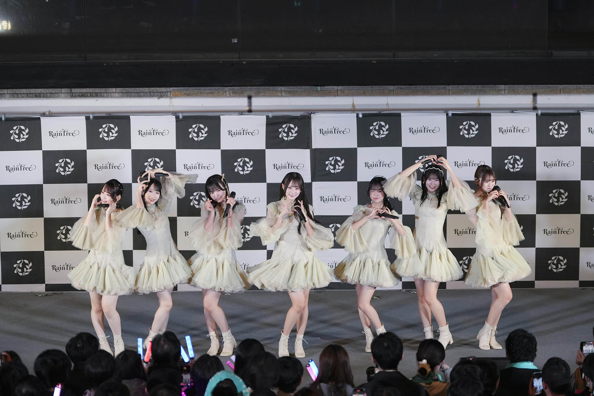 Rain Tree“恋人未満”との青春を描いた新曲MV公開、リリイベで涙ながら