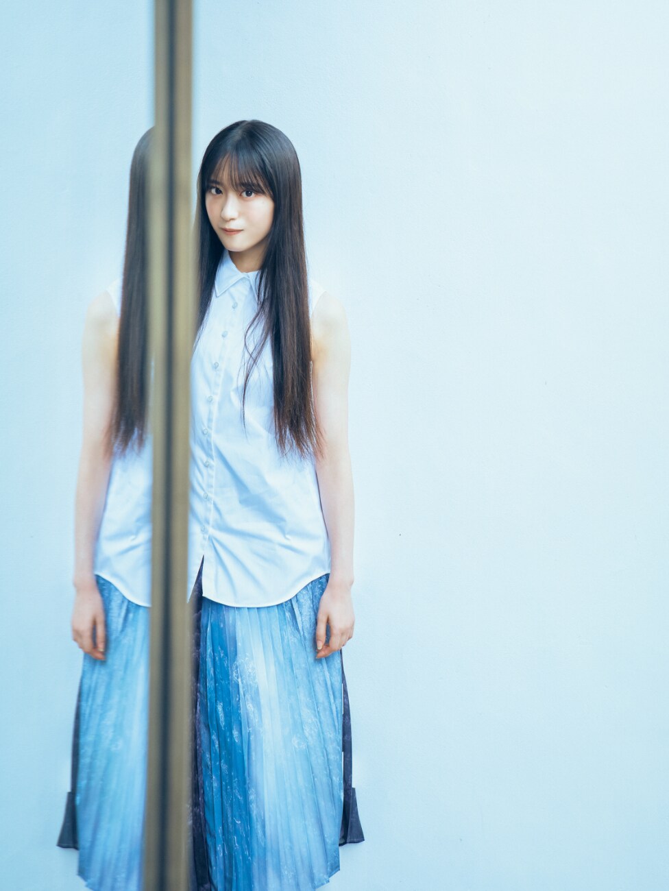 直筆サイン入りチェキ - 櫻坂46村井優、本日発売「週刊少年マガジン