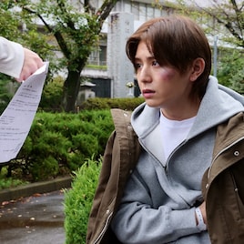 山田涼介「世にも奇妙な物語」初出演、賞金30億を懸けて「だるまさんが転んだ」に挑む