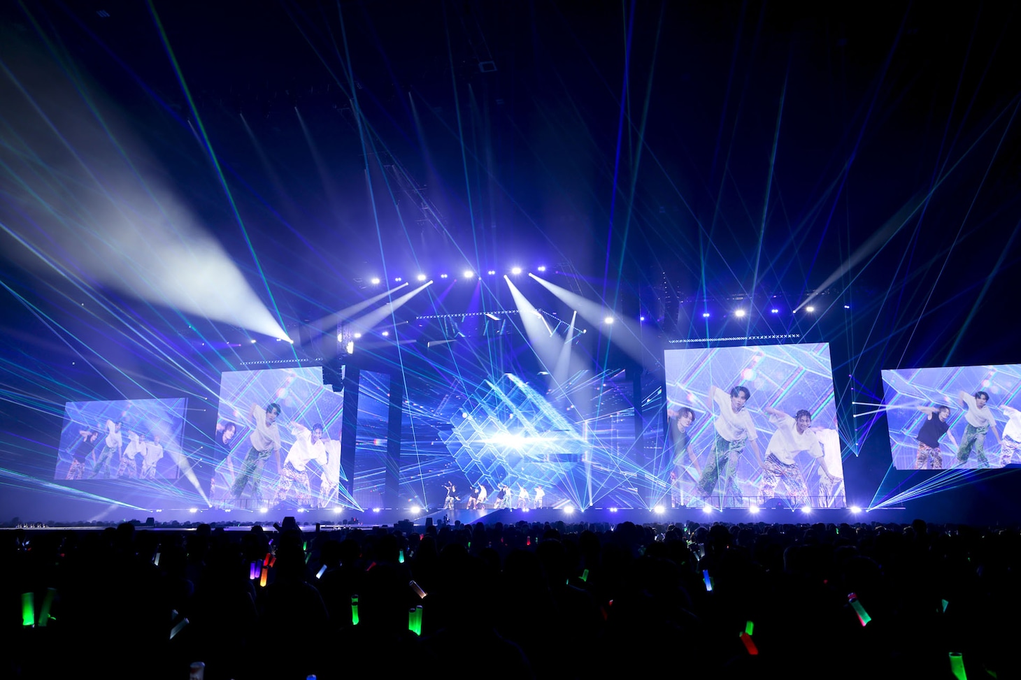 「超特急 The Movie RE:VE」より。©︎2025, 株式会社SDR & CJ 4DPLEX Japan