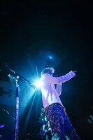 Linna Figg（Vo）（撮影：Hideki Sakamaki）