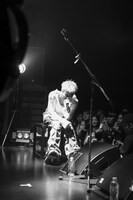 Linna Figg（Vo）（撮影：Hideki Sakamaki）