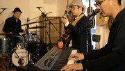 無観客・生配信ライブ「LIVESTREAM SESSION」より。