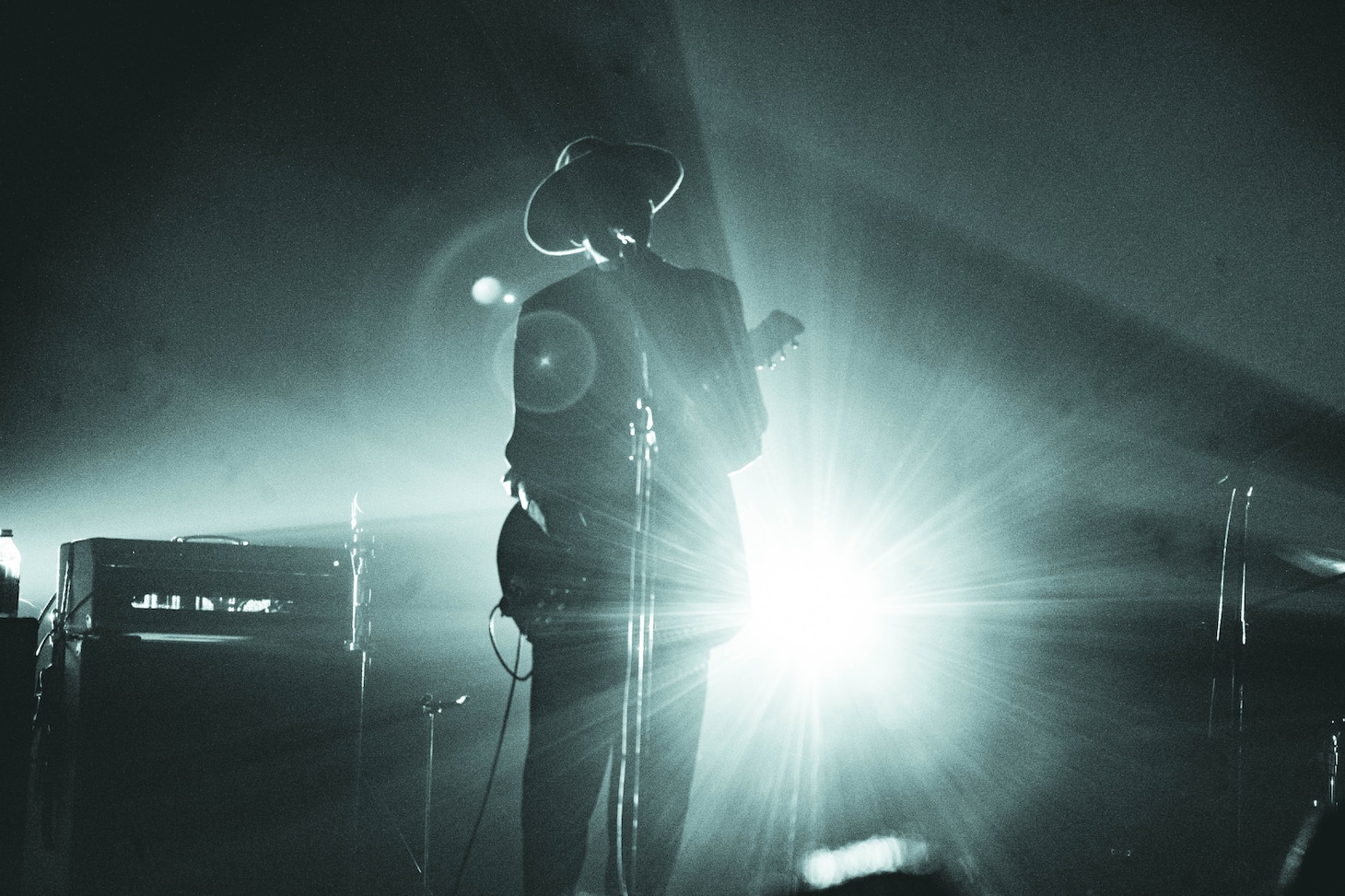 大木伸夫（Vo, G）（撮影：ニシムラカツキ）