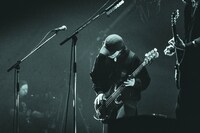 佐藤雅俊（B）（撮影：ニシムラカツキ）