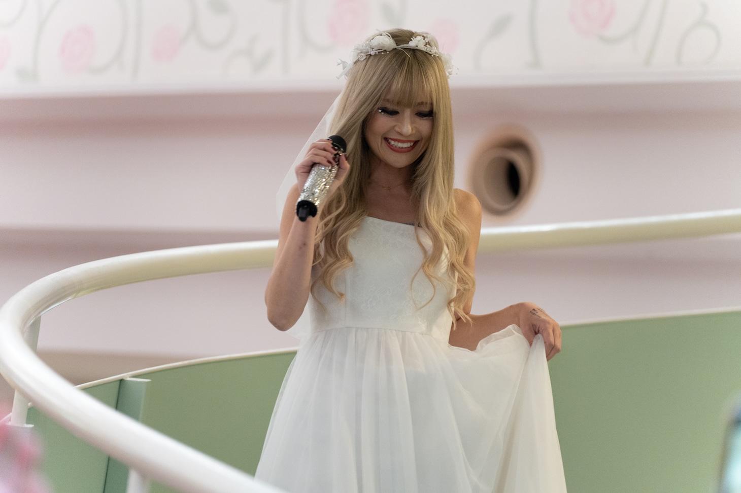 真夜中のモノマネショーより。