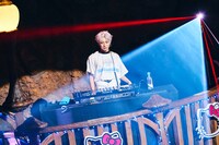 DJ 佐野文哉（OWV）