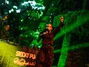 5Leafのライブより。