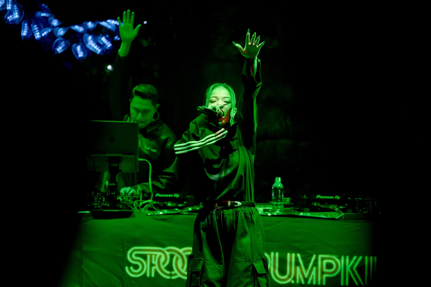 5Leafのライブより。