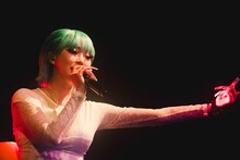 Elle Teresaのライブより。