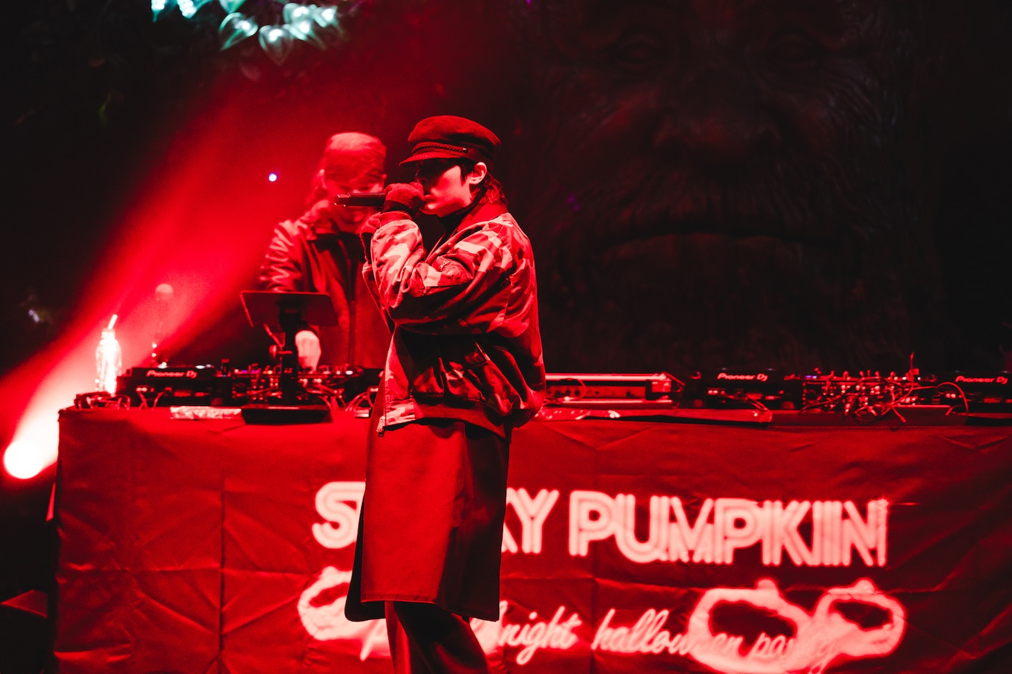 Cuegeeのライブより。