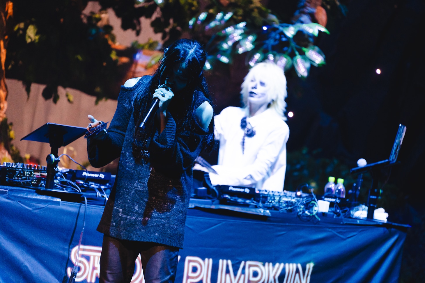 山田ギャル神宮のライブより。