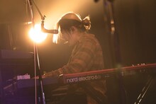 Kroiのライブより。