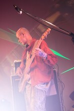 Kroiのライブより。