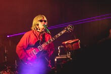 Kroiのライブより。