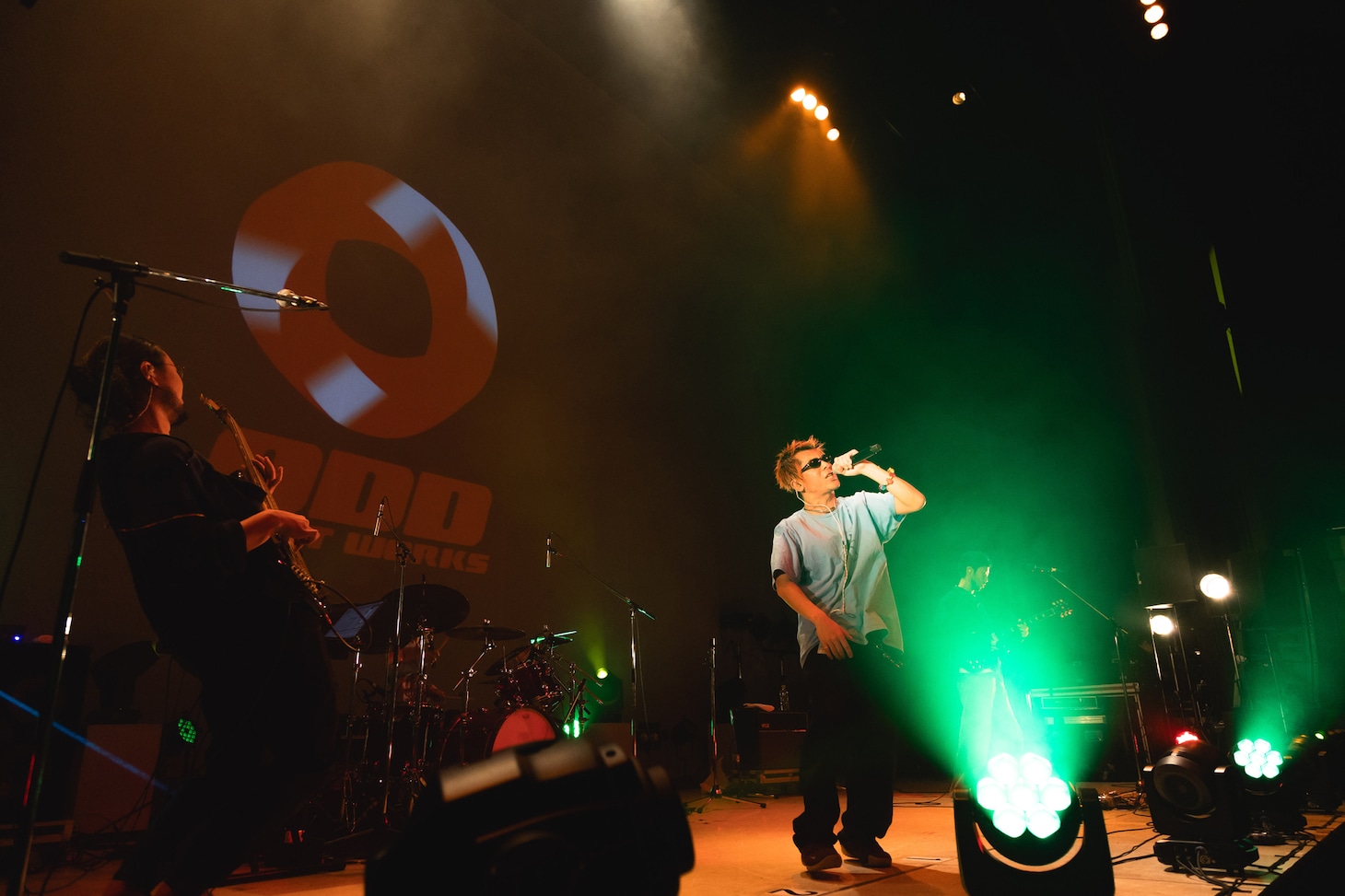 ODD Foot Worksのライブより。