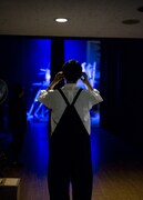 「折坂悠太 独奏遊行 らいど 2025」東京公演の舞台裏の様子。（Photo by Yukitaka Amemiya）