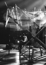 「折坂悠太 独奏遊行 らいど 2025」東京公演の様子。（Photo by Yukitaka Amemiya）