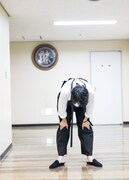 「折坂悠太 独奏遊行 らいど 2025」東京公演の舞台裏の様子。（Photo by Yukitaka Amemiya）