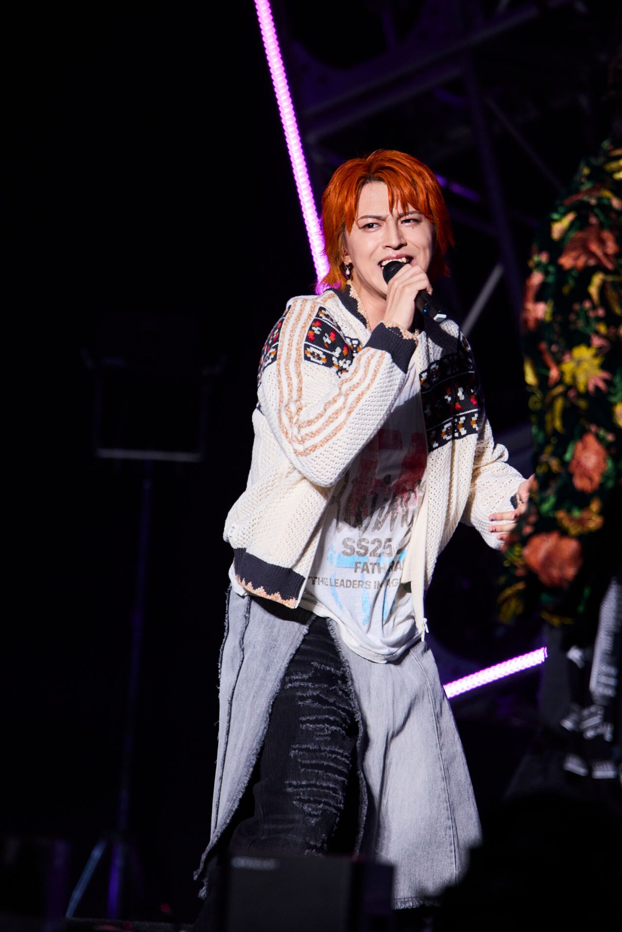 タカシ（超特急）（撮影：山内洋枝［PROGRESS-M］） - 「バズリズム