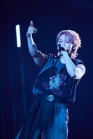 「バズリズム LIVE」超特急、RIP SLYME、NiziU、ワンエンらに横アリ熱狂！“HP0”になるまで燃えた初日