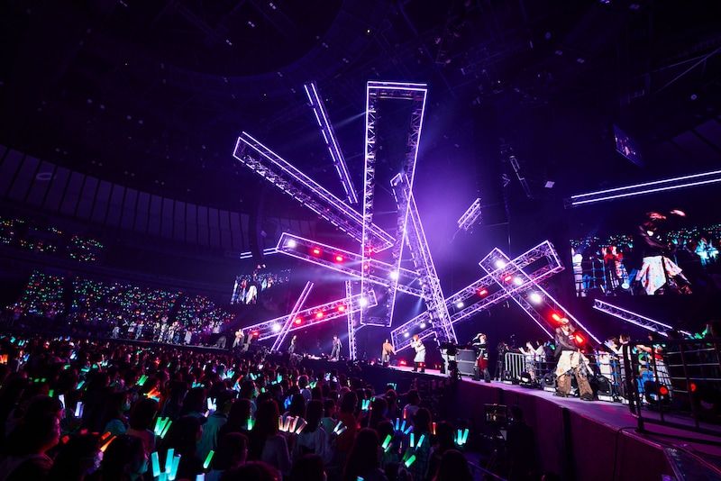 超特急のパフォーマンスの様子。（撮影：山内洋枝［PROGRESS-M］）