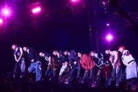 「バズリズム LIVE」超特急、RIP SLYME、NiziU、ワンエンらに横アリ熱狂！“HP0”になるまで燃えた初日