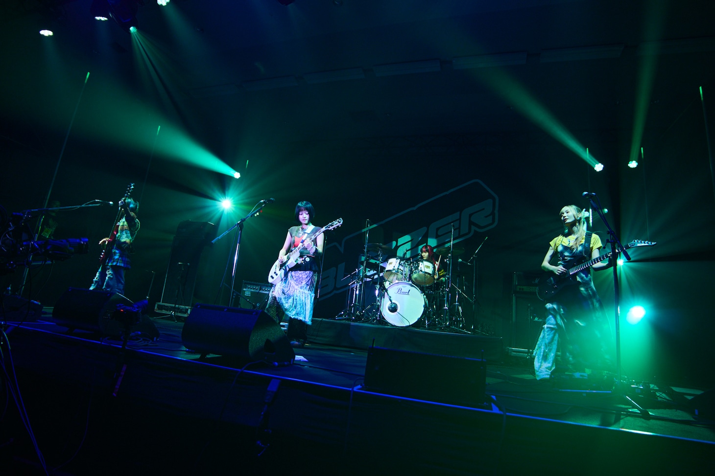 NEK!（撮影：山下深礼［PROGRESS-M］）