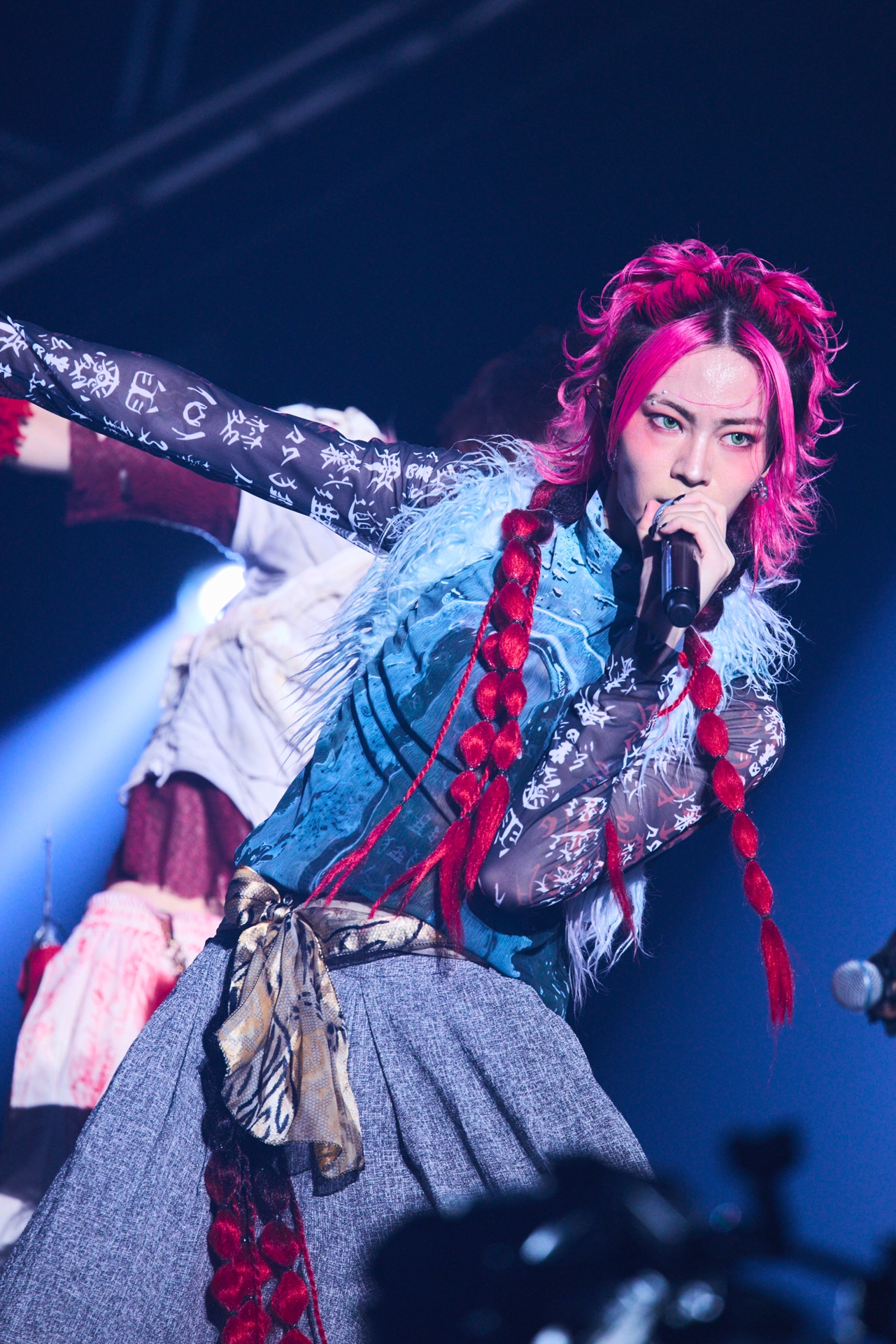 「バズリズム LIVE」2日目は龍宮城、BUDDiiS、syudou、ゲンジブ、HANA、櫻坂46が熱狂を生み出す