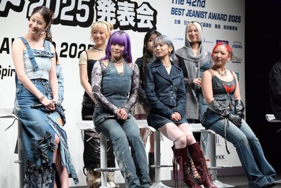 トークセッションの様子。