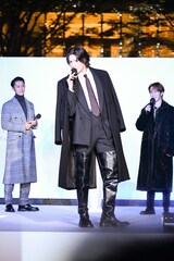 Snow Manラウールの本気ランウェイに渡辺翔太がツッコミ、岩本照が挙げた「一番イルミが似合うメンバー」は