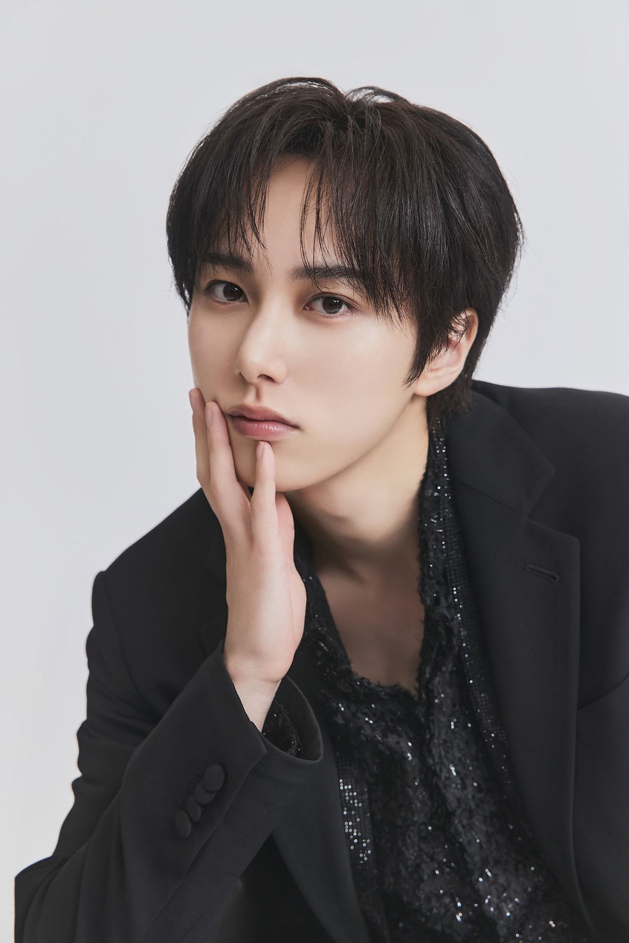 尾崎匠海 尾崎匠海（撮影：曽我美芽） - INIドキュメンタリー映画の見どころは