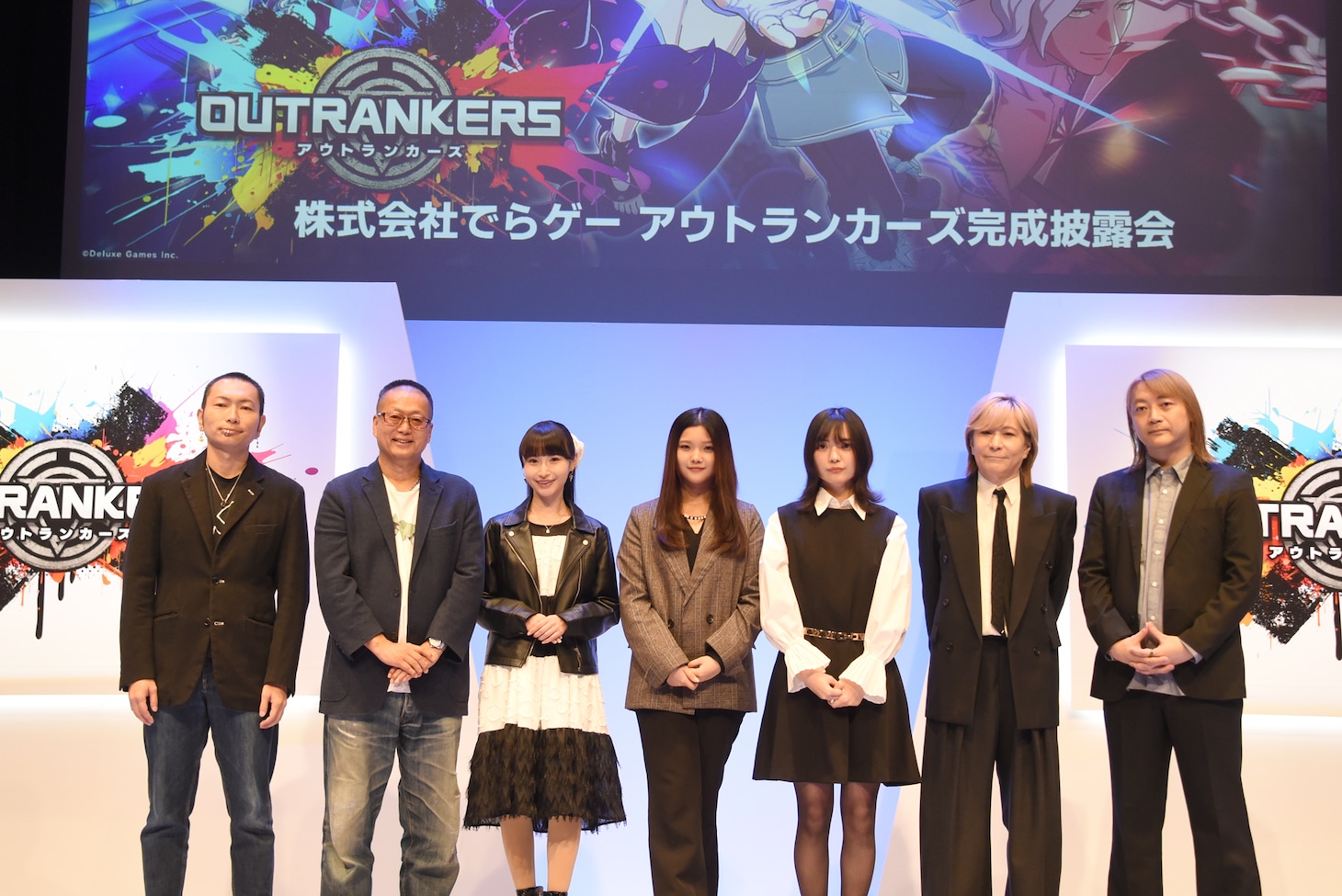 左から美根俊一氏、岡本吉起氏、OVAL SISTEM、小室哲哉、河本清翔氏。