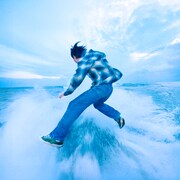 YOGEE NEW WAVESが新境地に挑んだ約2年半ぶり新曲配信、人見記念講堂ワンマンで7inch発売