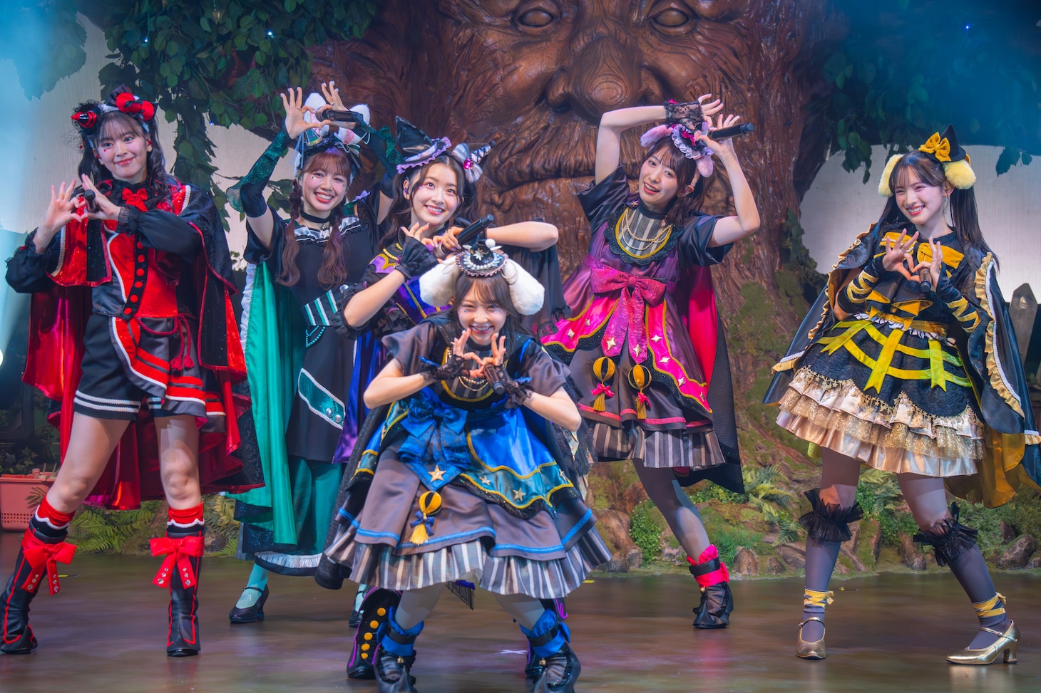 「超ときめき♡宣伝部×PUROHALLOWEENスペシャルイベント ときめき魔女っ子ハロウィーン♡ライブ♪」の様子。