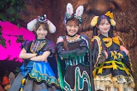 左から辻野かなみ、吉川ひより、菅田愛貴。