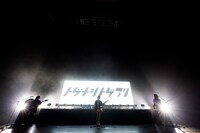 「ナタリー × 日本工学院かまた祭 School Festival LIVE “トゲナシトゲアリ”」の様子。（撮影：キセキミチコ）