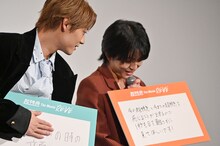 ネタバレをひた隠しにするアロハと、フリップの文字が小さかったハル。