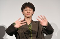 超特急、初の映画化で爆笑挨拶！初日挨拶でブチ上げた“次作構想”そして東京ドーム「8号車との“喜びの花”を」