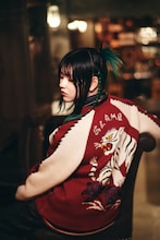 Chevon谷絹茉優がモデルに、glamb春コレクション公開